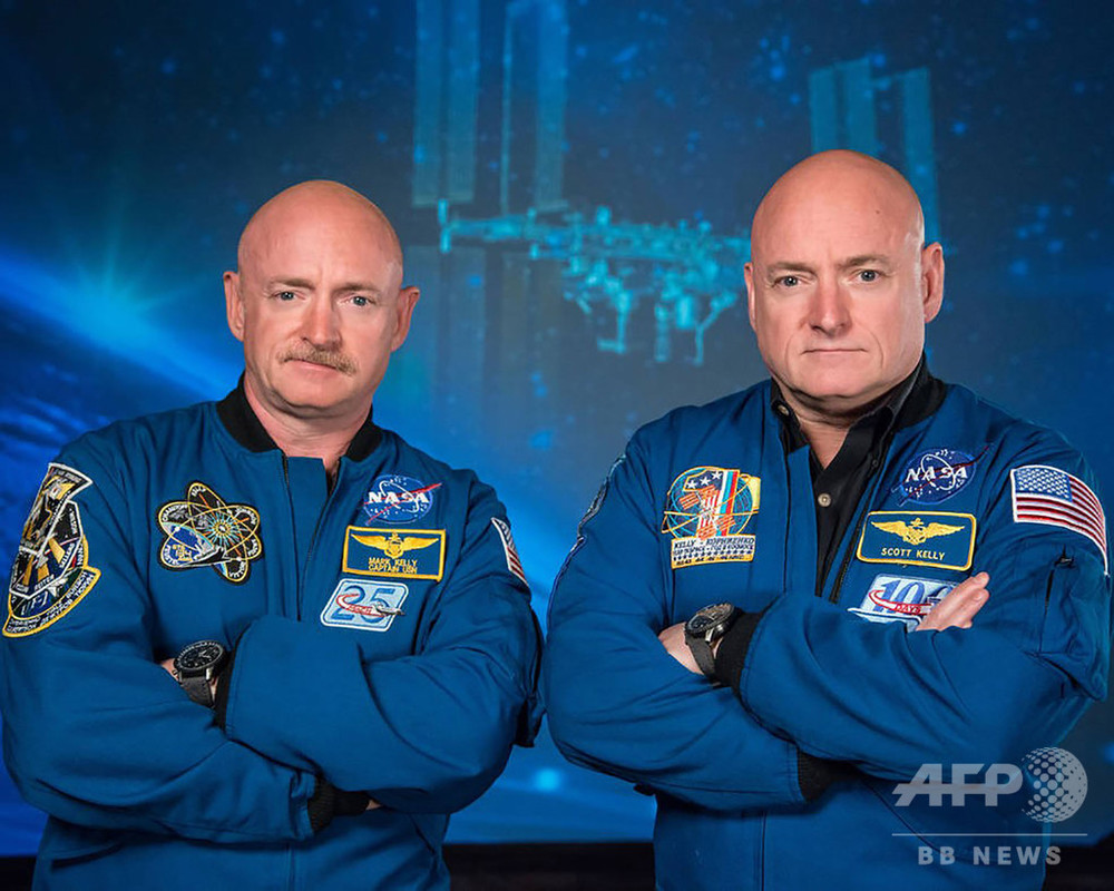 宇宙飛行士と一卵性双生児の比較調査 Nasaが結果発表 写真2枚 国際ニュース Afpbb News 宇宙飛行士と一卵性双生児の比較調査 Nasaが結果発表 写真2枚 国際ニュース Afpbb News