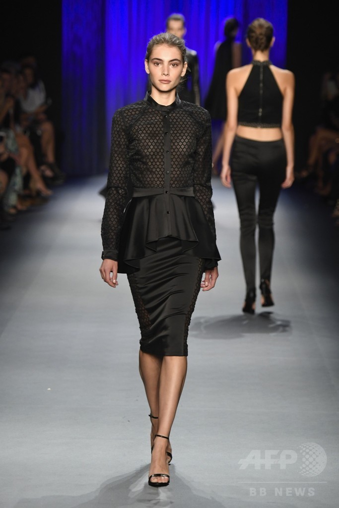 「オデイ・シャカール」17年春夏