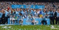 13-14イングランド・プレミアリーグ最終第38節、マンチェスター・シティ（Manchester City）対ウェストハム（West Ham）。優勝を喜ぶマンチェスター・シティの選手（2014年5月11日撮影）。(c)AFP/ANDREW YATES