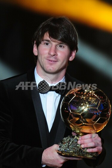 FIFAバロンドールにメッシ、2年連続 写真6枚 国際ニュース：AFPBB News