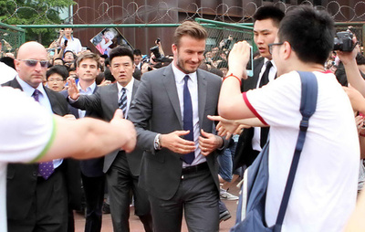 ベッカムさん、事故で負傷したファンに見舞いの言葉