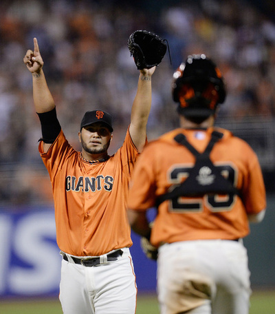 ジャイアンツのペティット、あと一人で完全試合を逃す