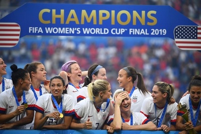 米サッカー女子代表に大手企業からW杯優勝ボーナス