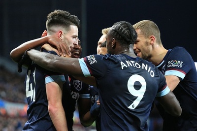 好調ウェストハムが4位浮上、敵地でアストン・ビラに快勝