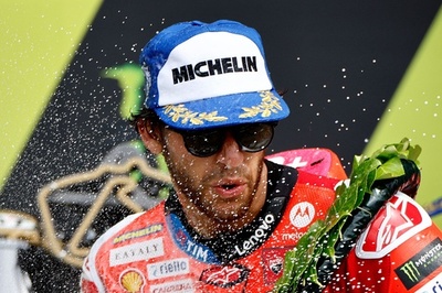 バスティアニーニが英国GP優勝 マルティンは総合首位奪還