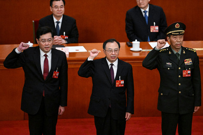 中国国防相、ロシア大統領と会談 「強固」な関係称賛