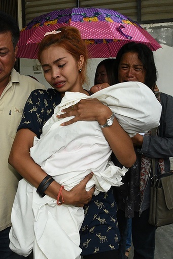 娘殺害動画のライブ配信、過激報道に批判噴出 タイ