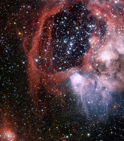 散開星団を取り囲む星雲「LHA 120-N 44」、大マゼラン雲