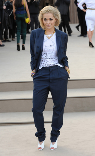 ＜13/14年秋冬ロンドンコレクション＞「バーバリー プローサム」来場セレブ