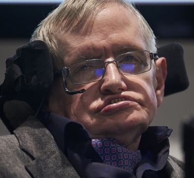 宇宙物理学者ホーキング博士の人工呼吸器を寄付、コロナ対応の英病院に 遺族