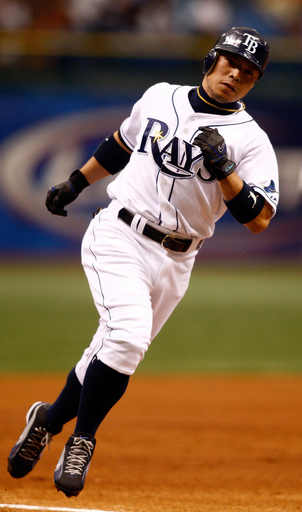 岩村 ヤンキース戦で先頭打者本塁打を放つなど2安打2打点