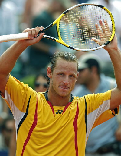 ナルバンディアン チェラに快勝し決勝進出