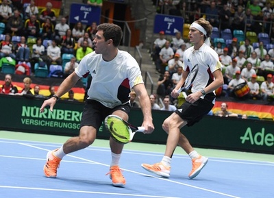 ズベレフ兄弟が敗戦、アルゼンチンはデ杯連覇に望みつなぐ