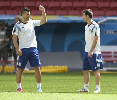 アルゼンチン、アグエロが練習復帰