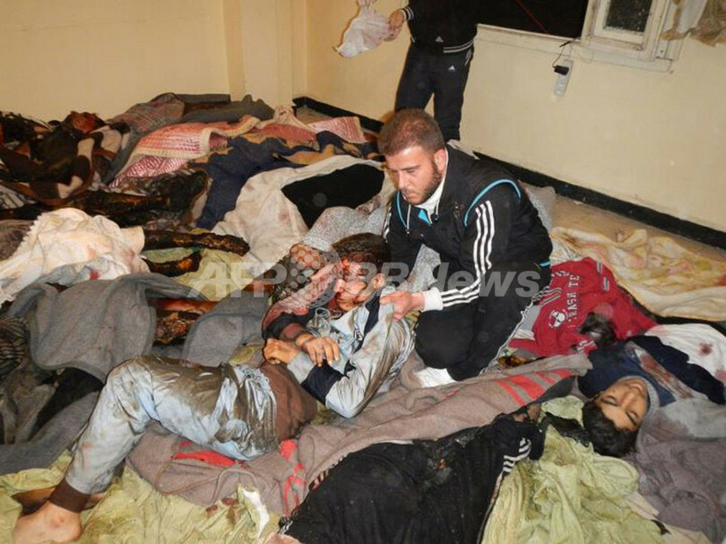 ホムスで虐殺か、のど切られた女性や子供ら47遺体見つかる シリア