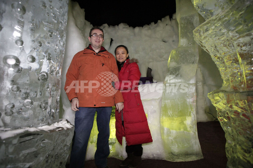 愛は冷めません、オランダに室温8度の「氷のホテル」