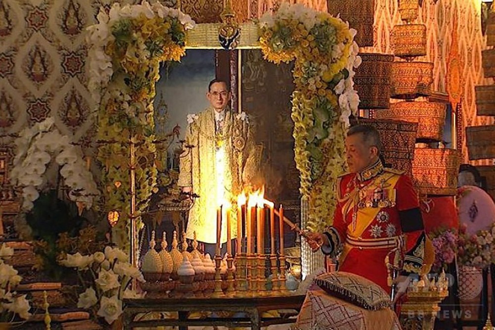 プミポン前国王の火葬式開始 タイ 国民が最後の別れ惜しむ 写真14枚 国際ニュース Afpbb News