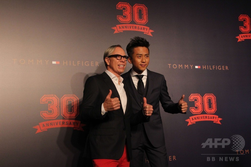 「トミー ヒルフィガー」北京で30周年記念、スターがお祝いに