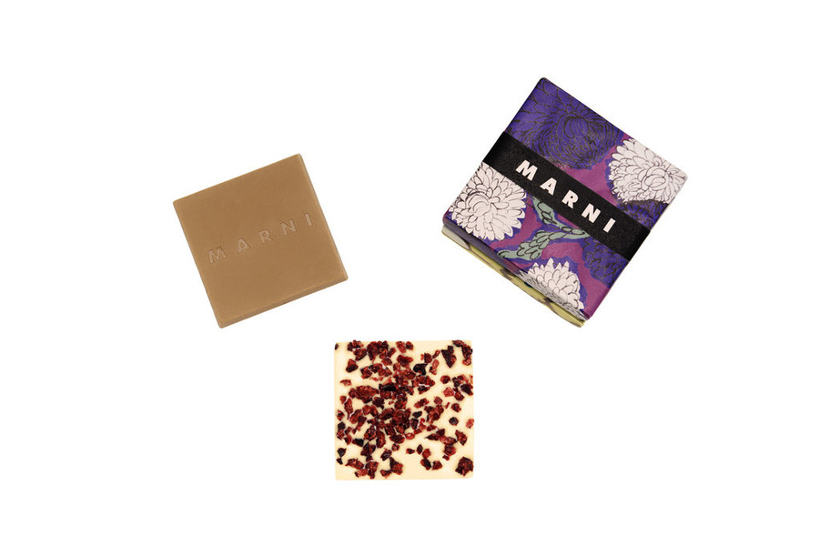 「マルニ」、花をイメージしたバレンタインチョコレート発売