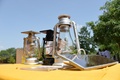 ブルキナファソ・デドゥグにある太陽光発電ランプの工場で製造されたランプ（2016年10月13日撮影）。(c)AFP/Ahemed OUOBA