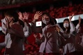 国立競技場で開催された東京五輪の開会式で、入場行進する日本選手団（2021年7月23日撮影）。(c)HANNAH MCKAY / POOL / AFP