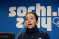 ソチ冬季五輪、フィギュアスケートの会場アイスバーグ・スケーティング・パレス（Iceberg Skating Palace）で記者会見に臨む浅田真央（Mao Asada、2014年2月17日撮影）。(c)AFP/JUNG YEON-JE