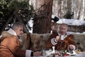 ロシア・シベリアで休暇中のウラジーミル・プーチン大統領（右）とセルゲイ・ショイグ国防相（2021年3月21日撮影）。(c)Alexey DRUZHININ / SPUTNIK / AFP