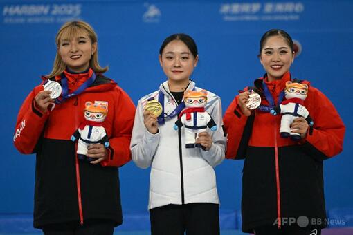 坂本と鍵山ともに銀メダル 吉田は銅 冬季アジア大会・フィギュア 写真