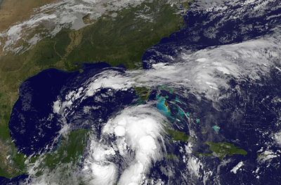 中米で28人死亡の熱帯暴風雨、ハリケーンに発達し米国へ