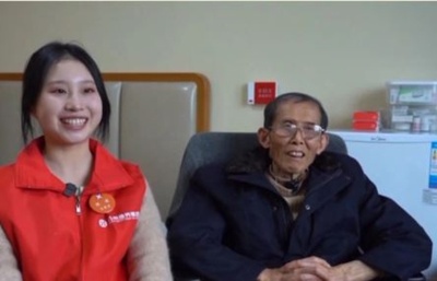 江蘇省蘇州市の若者 超格安の家賃で老人ホームに入居 中国