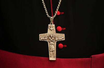 児童性的虐待に「独身制」の影響も、豪カトリック教会が報告書