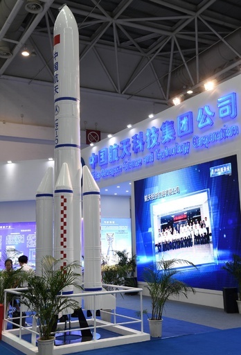 中国が2018年に新型「宇宙シャトルバス」発射計画　衛星を軌道まで運ぶ
