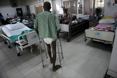 50歳以上のHIV感染者、世界中で急増 WHO