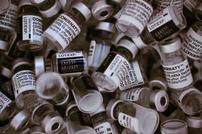 ファイザーなど製薬大手3社、ワクチンで毎分750万円の利益