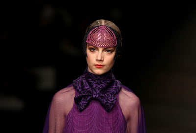 ＜13/14年秋冬ロンドンコレクション＞ボラ・アクス