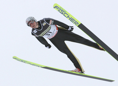 ＜ノルディックスキー複合 06-07W杯・第8戦＞グルーバー 前半ジャンプを終えてトップに立つ - ドイツ