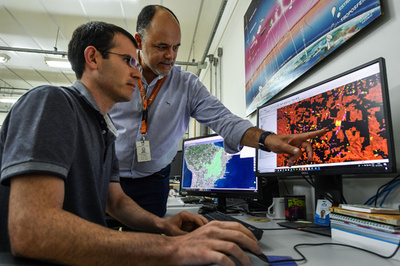 宇宙からアマゾンの森林を見守る、ブラジルが進める衛星監視システム