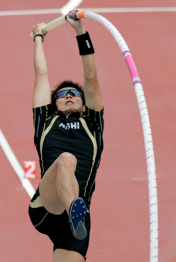 ＜陸上 大阪国際グランプリ2007＞澤野 男子棒高跳びで優勝 - 大阪