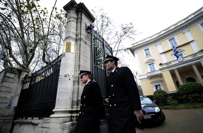 ローマの小包爆弾、今度はギリシャ大使館で未遂事件