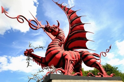 温暖化で竜が覚醒？エープリルフールで冗談飛び交う