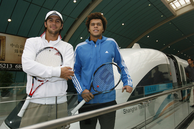 世界最速鉄道の中でミニテニス、上海マスタ－ズ