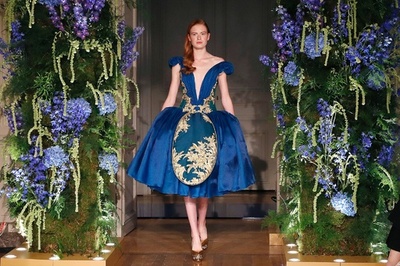 「グオ・ペイ」17/18年秋冬パリ・オートクチュール