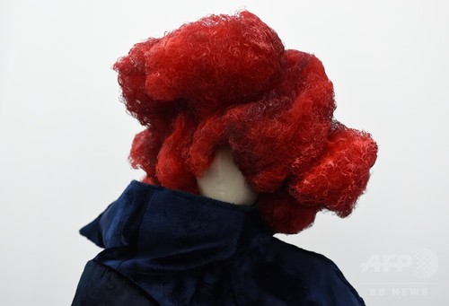 川久保玲の展覧会、メトロポリタン美術館で始まる 川久保玲の展覧会、メトロポリタン美術館で始まる
