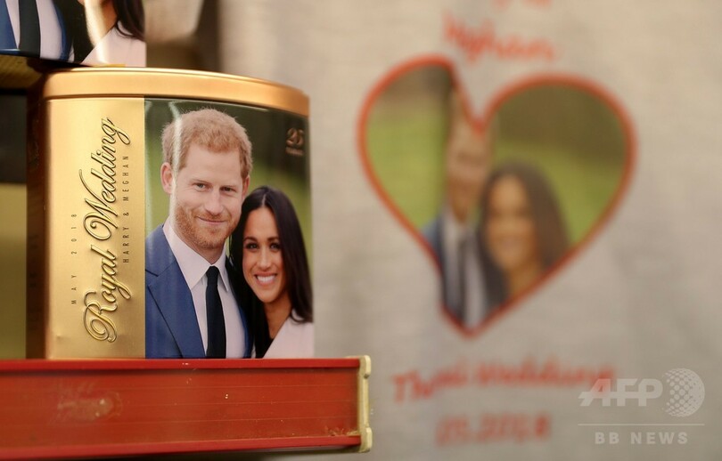 英王子婚約者のマークルさん、目指すは「ダイアナ2.0」 伝記本