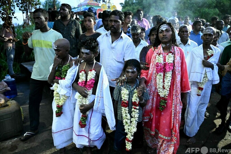 メタノール入りの密造酒飲み53人死亡 インド