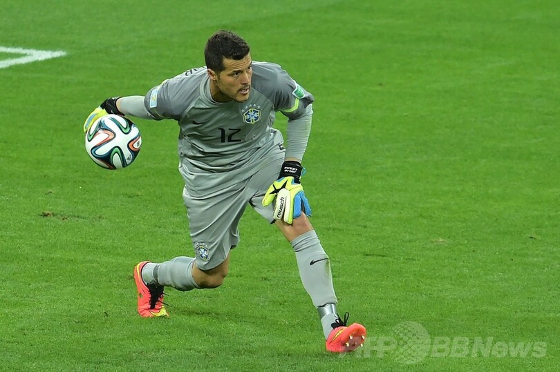 ドイツが7ゴールを奪い決勝へ、ブラジルは歴史的大敗