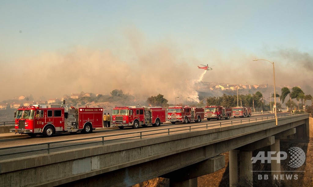 米カリフォルニア州で森林火災が拡大 10万人に避難命令 写真10枚 国際ニュース:AFPBB News