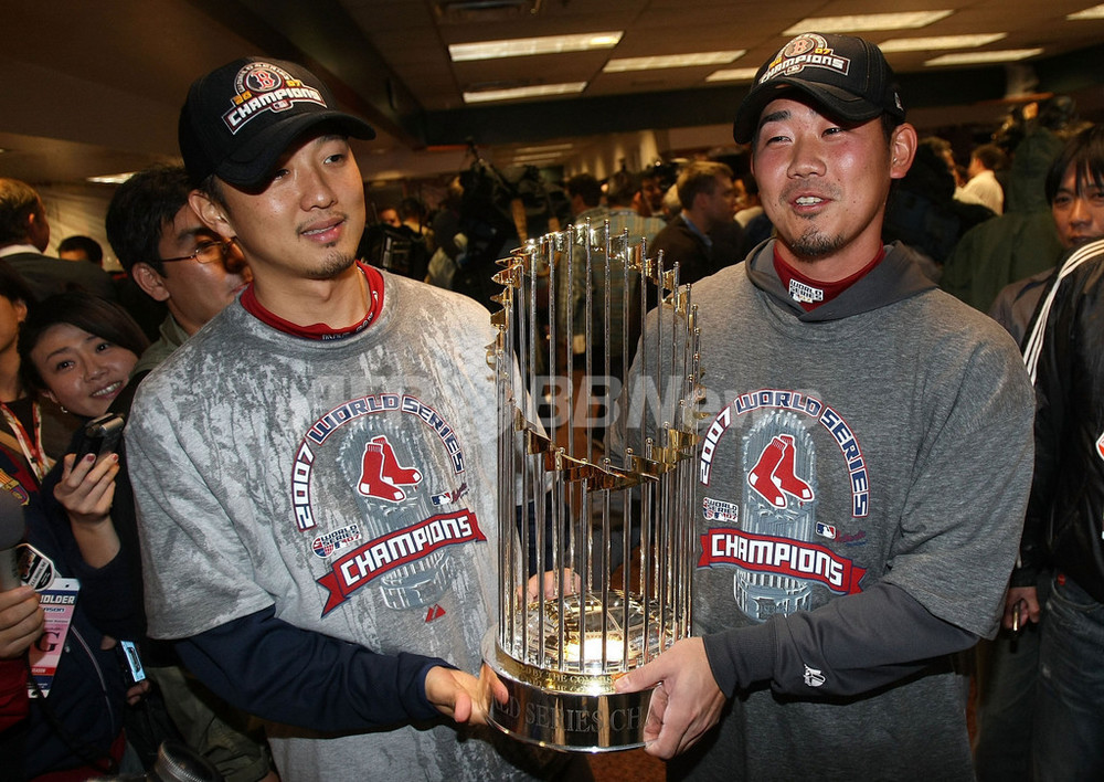 MLBワールドシリーズチャンピオン優勝記念メダル　松坂大輔＆岡島秀樹も大活躍貢献