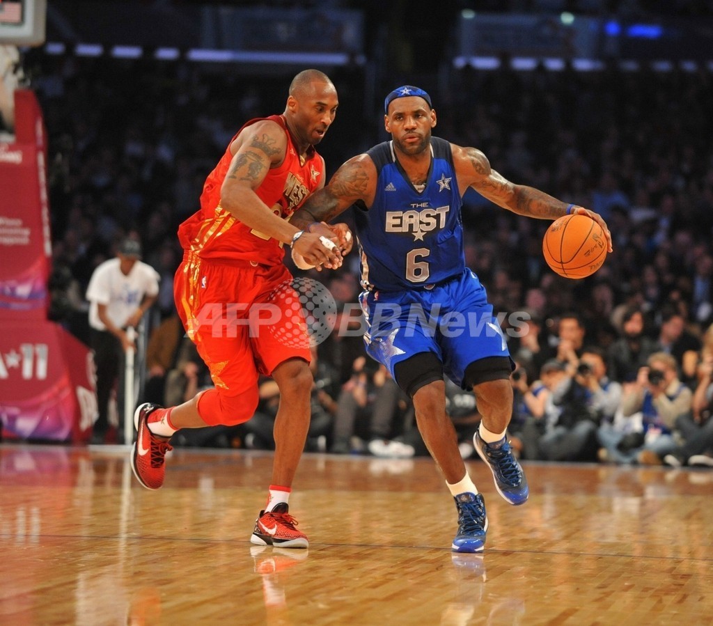 ウエストが勝利、ブライアントが4度目のMVP受賞 NBAオールスター 写真