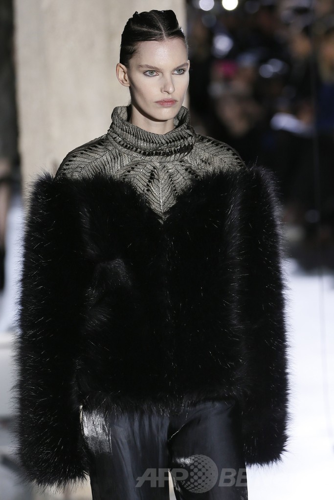 ＜14/15年秋冬パリコレクション＞イリス・ヴァン・ヘルペン